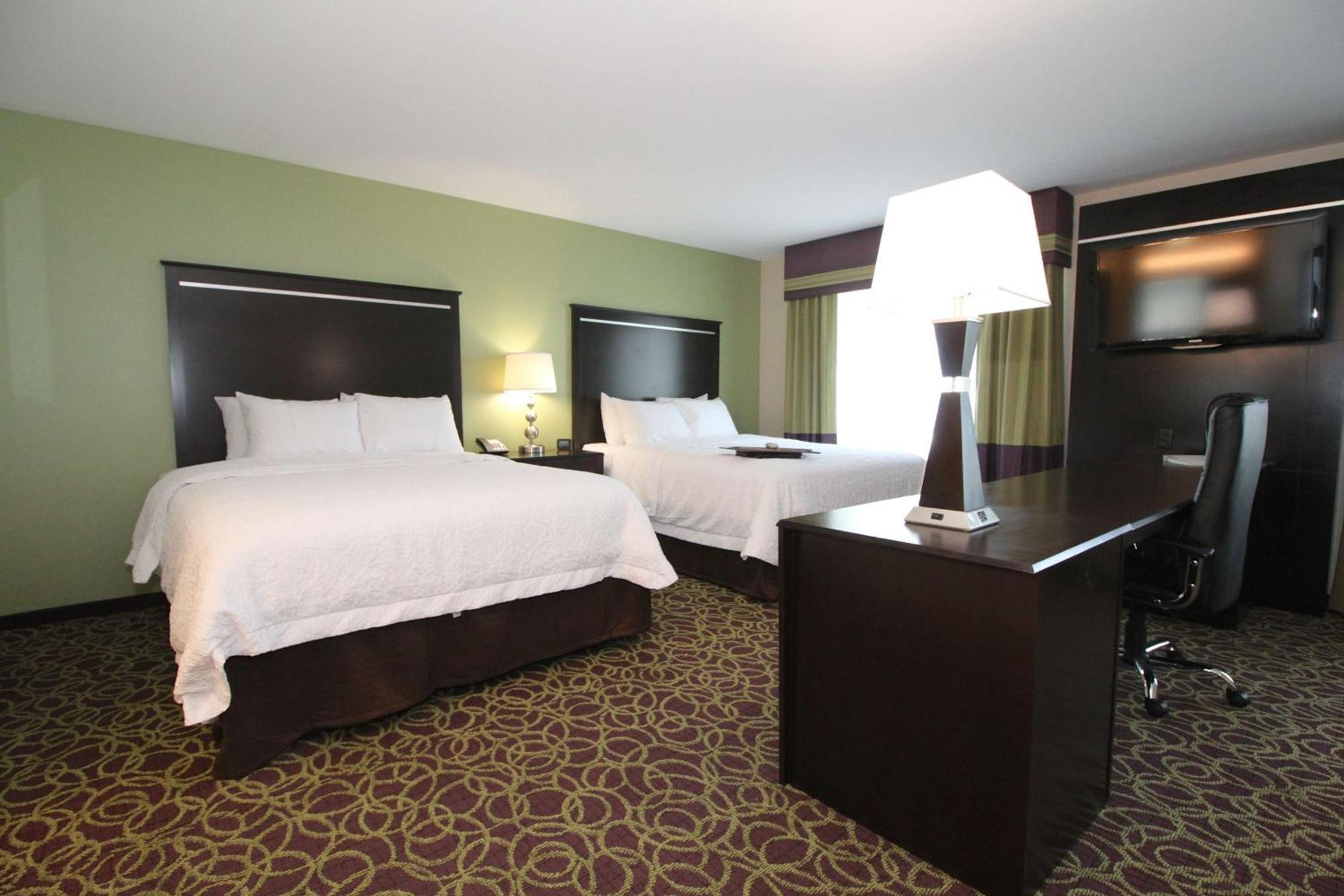 Hampton Inn And Suites Sandusky/Milan Exterior photo
